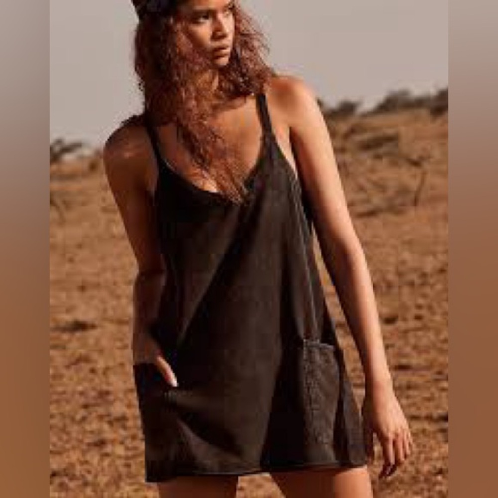Hot shot mini dress